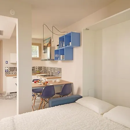Gardaliva Blue 3 *