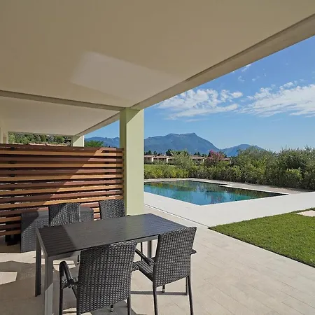 Gardaliva Blue 3 *